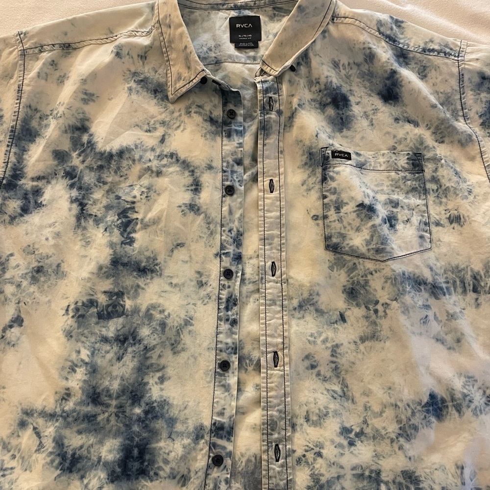 Short sleeve button up shirt